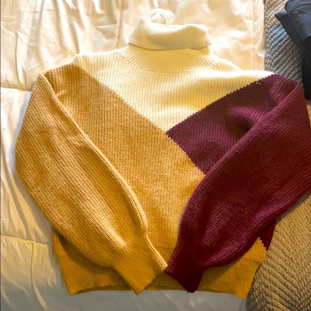 Tri-color sweater